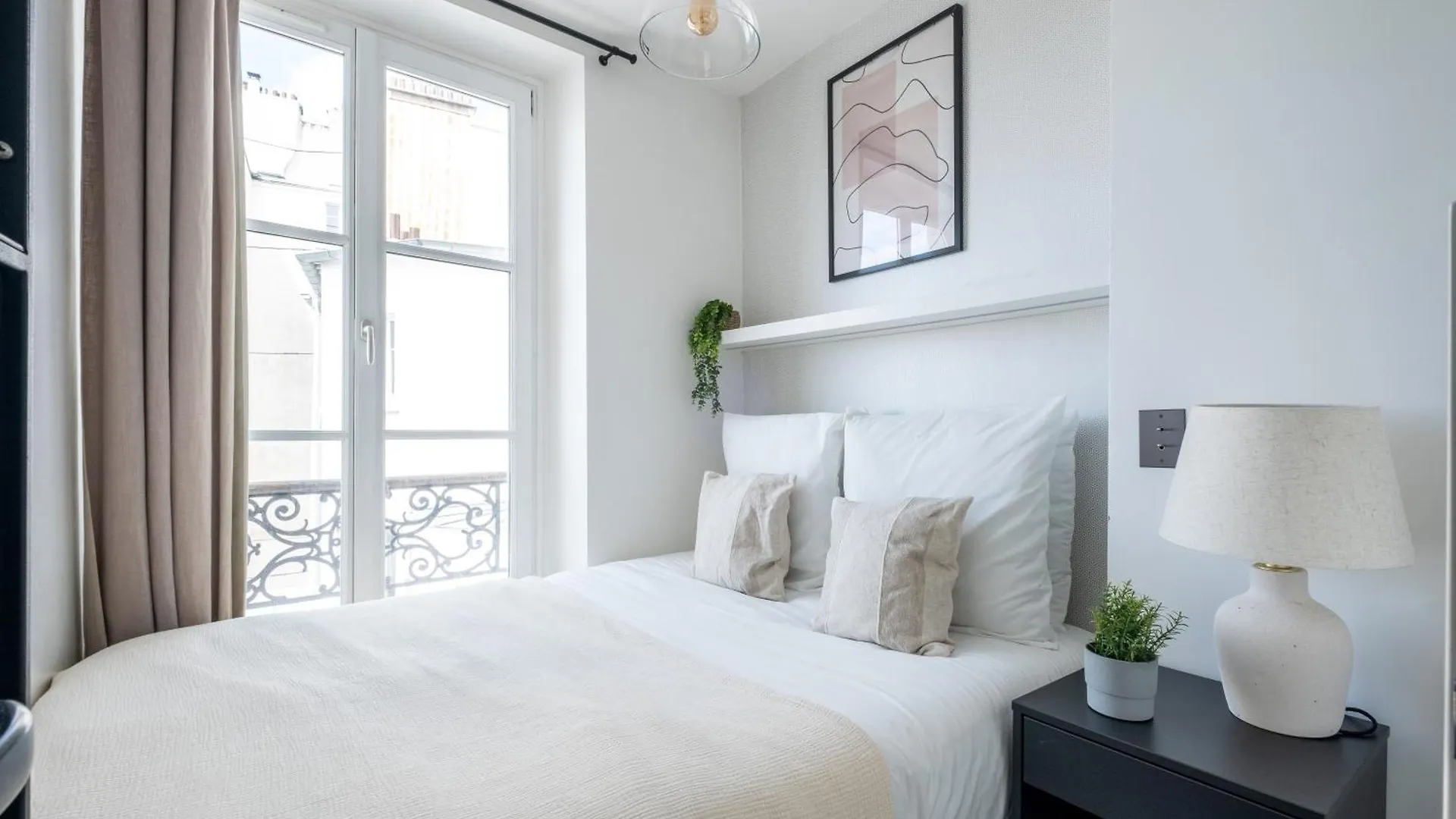 Fastueux Appartement Au Pied De Montmartre Paris