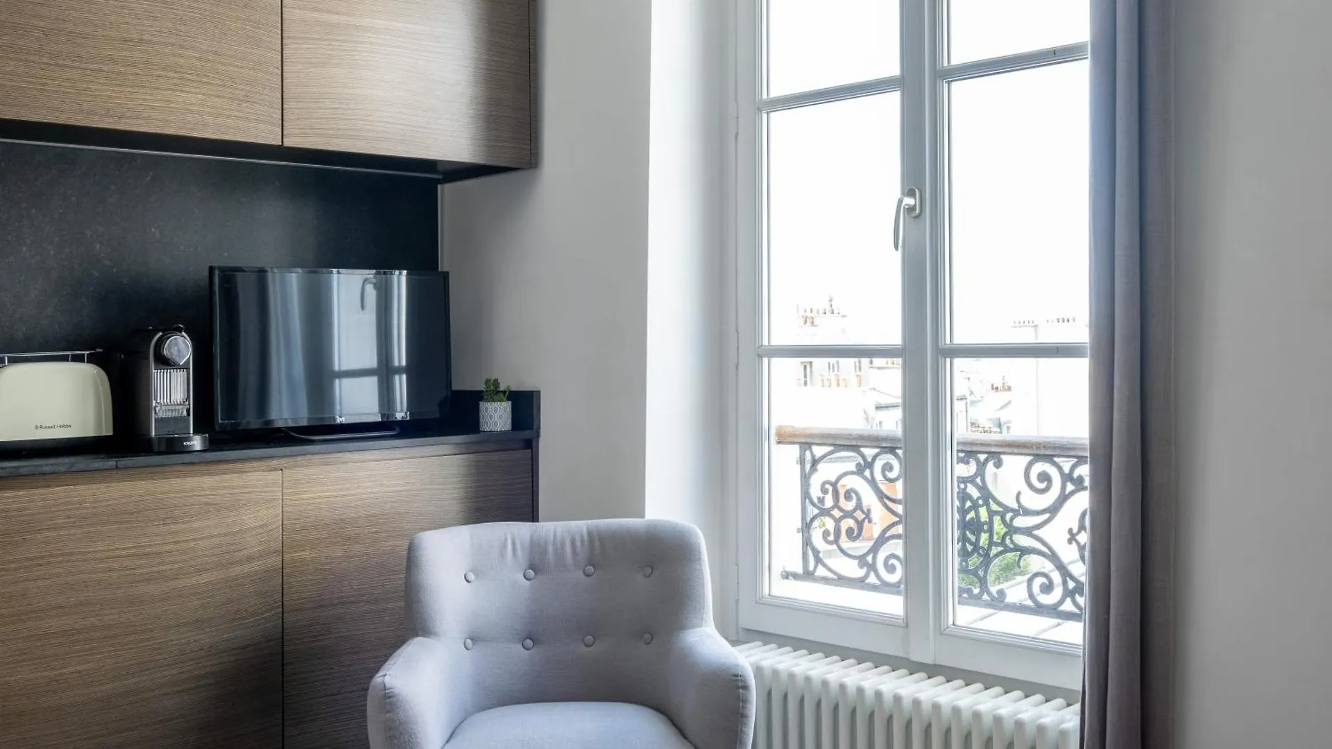 Fastueux Appartement Au Pied De Montmartre Париж Апартаменты